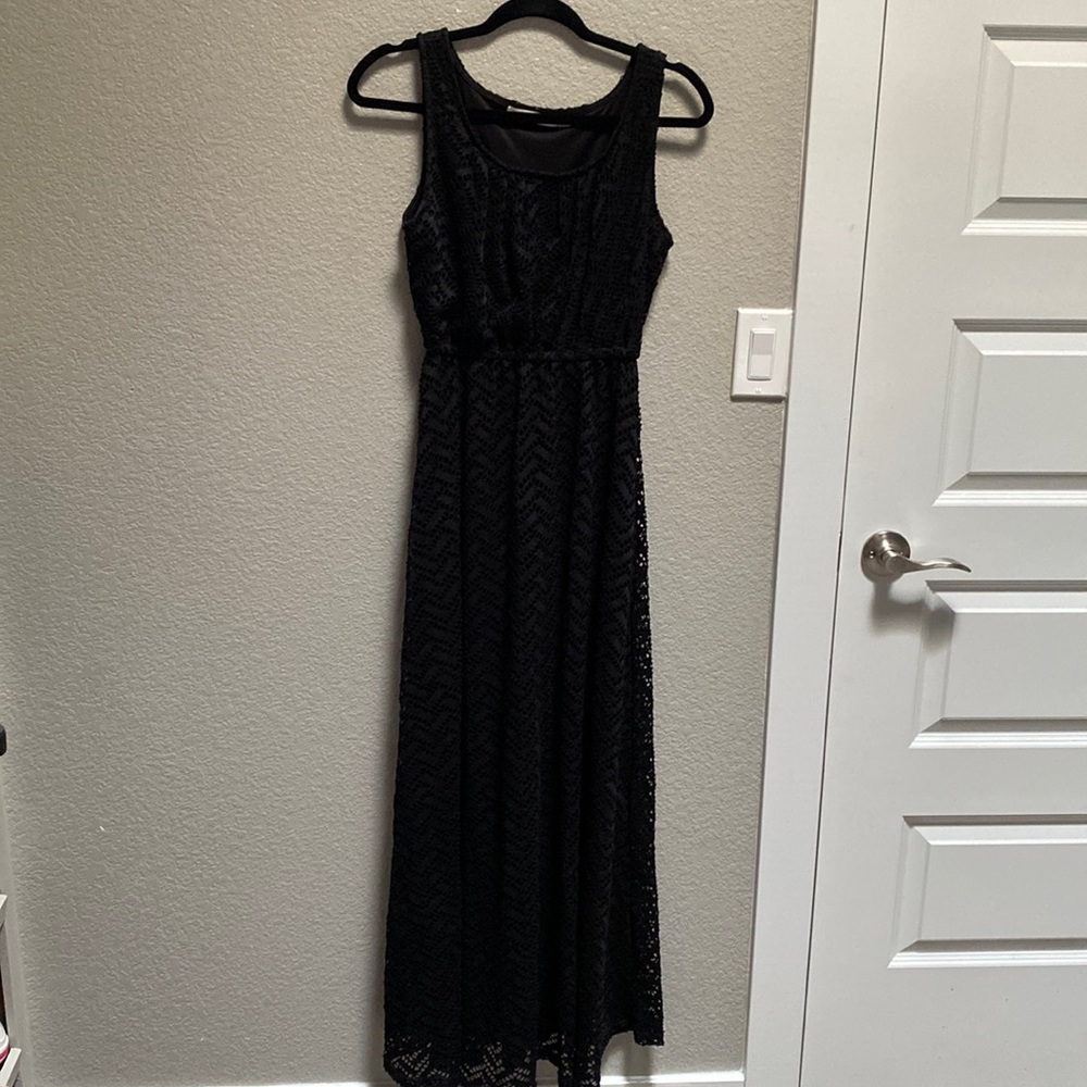 Long black dress